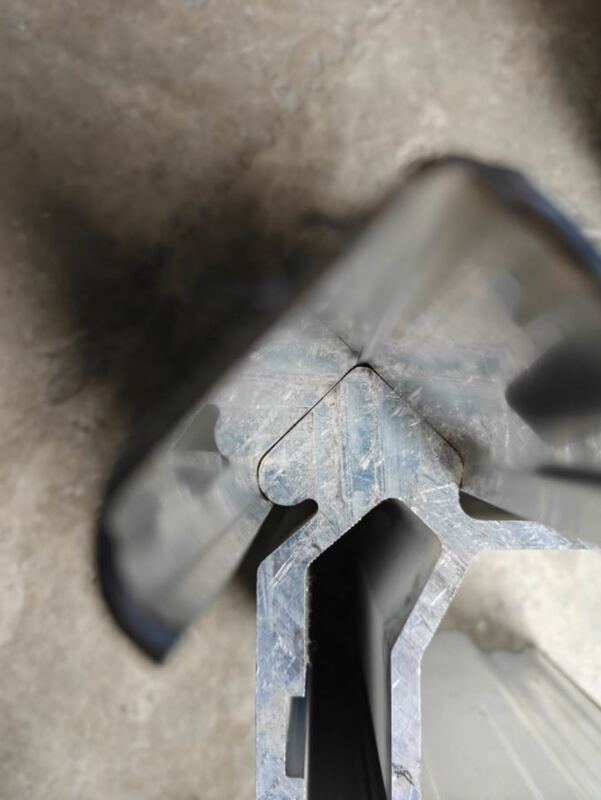 7005 Alliage d'aluminium 4800MM Longueur Profil extrudé en aluminium pour la plateforme de forage hydraulique